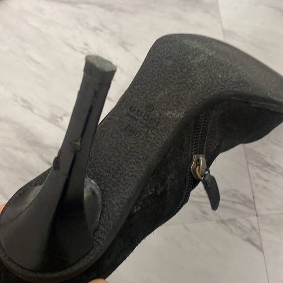 Gucci suede black booties size 8.5 - Picture 3 of 5